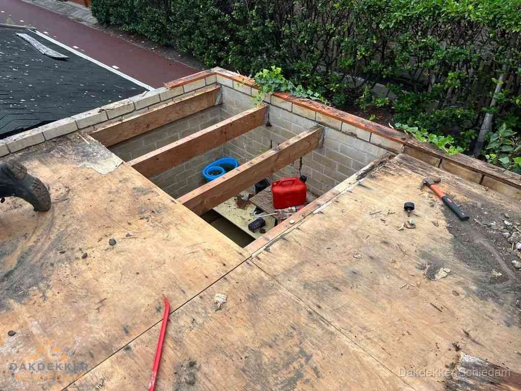Plat Dak Vervangen Schiedam